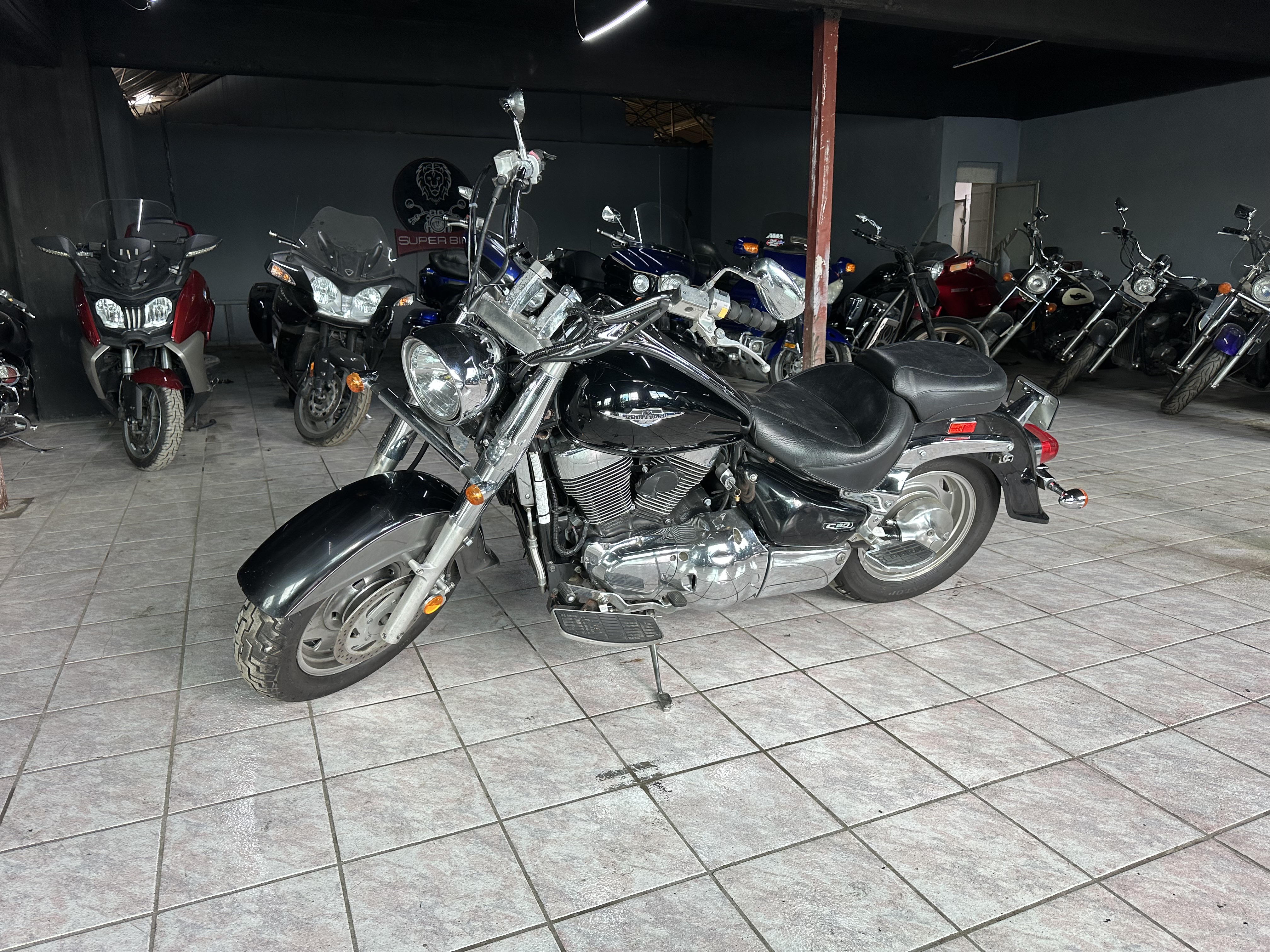 Boulevard 1500 C90T 2006 image 2