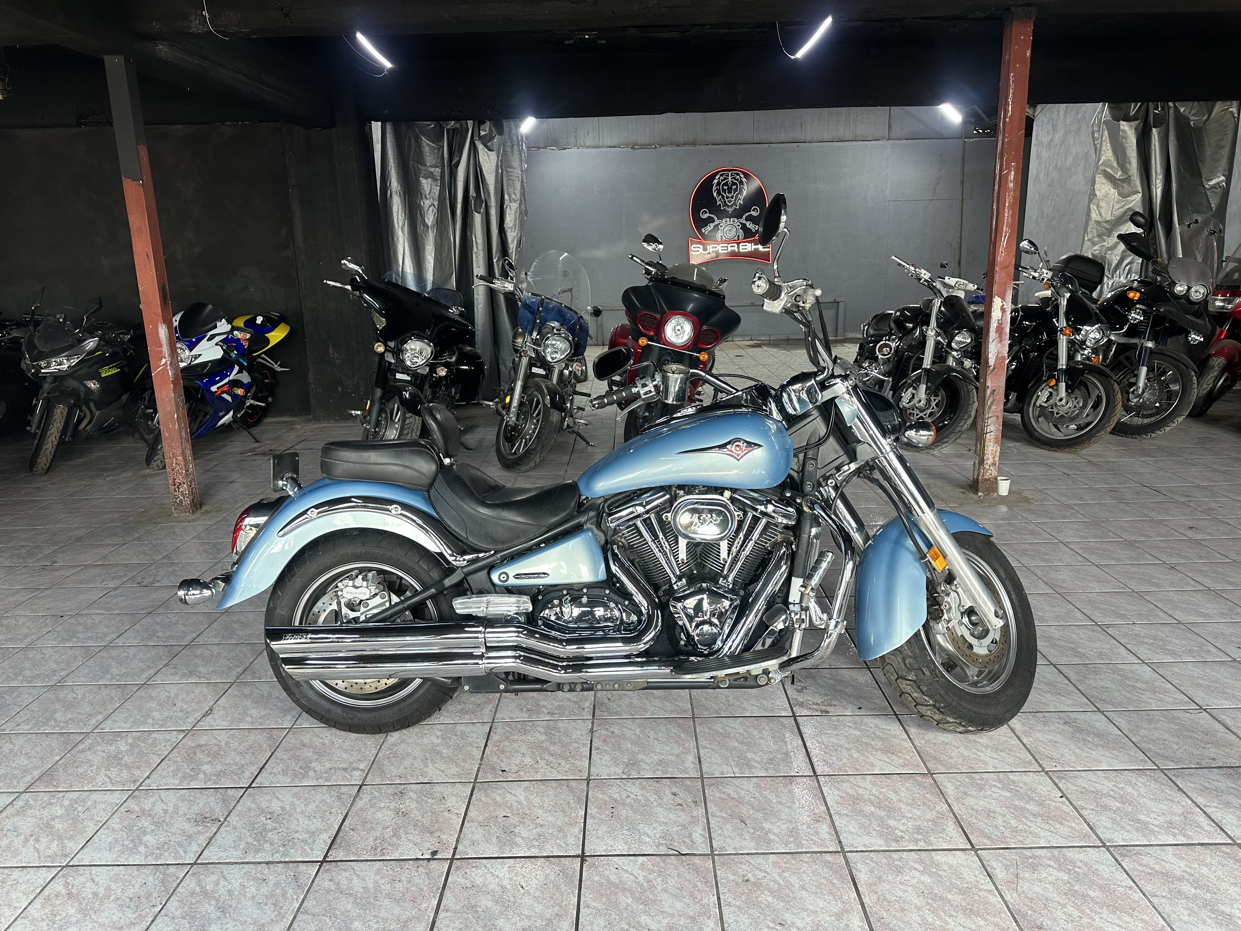 Product image for Vulcan CLASSIC LT 2053 2004