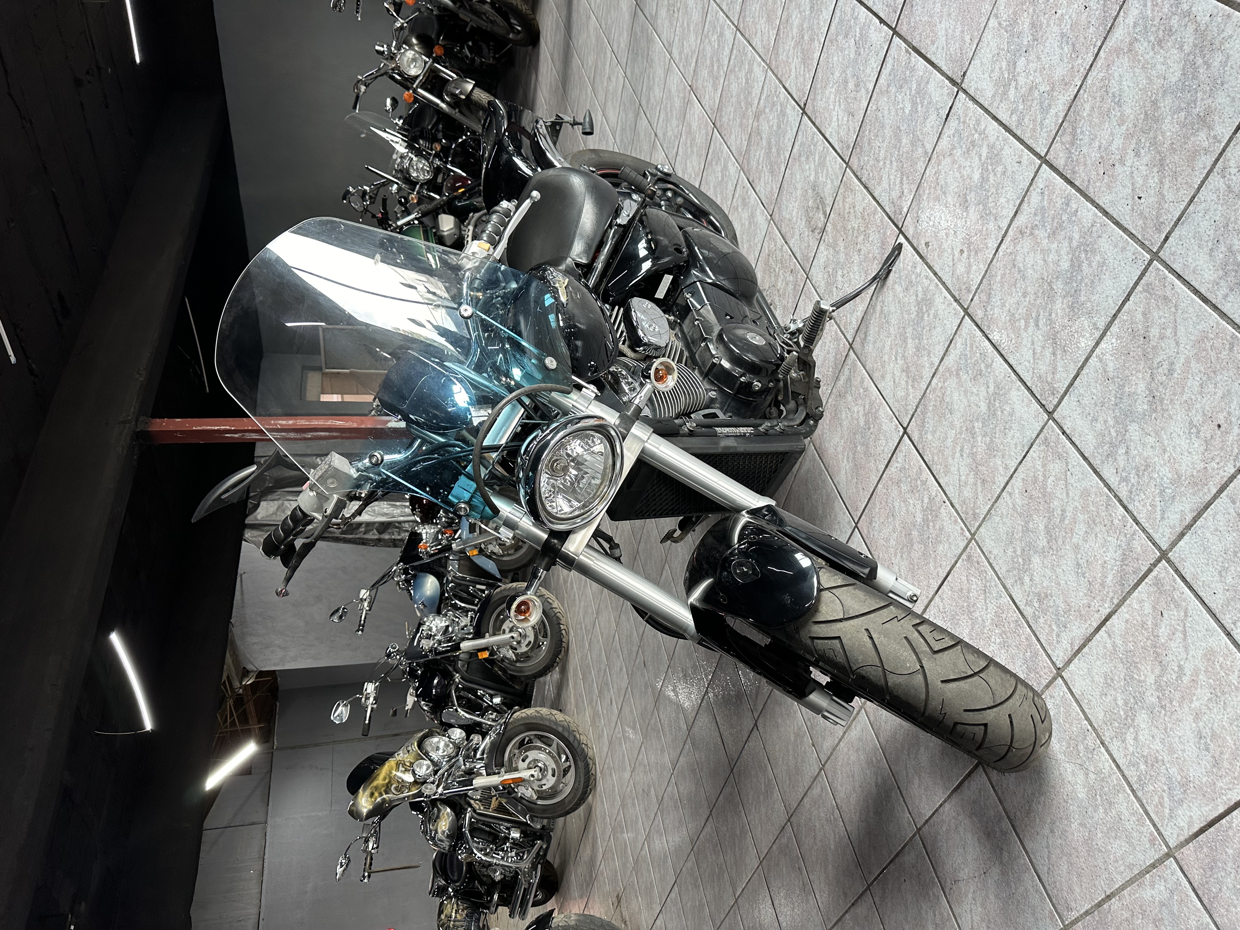 Product image for Boulevard m50 800 2005