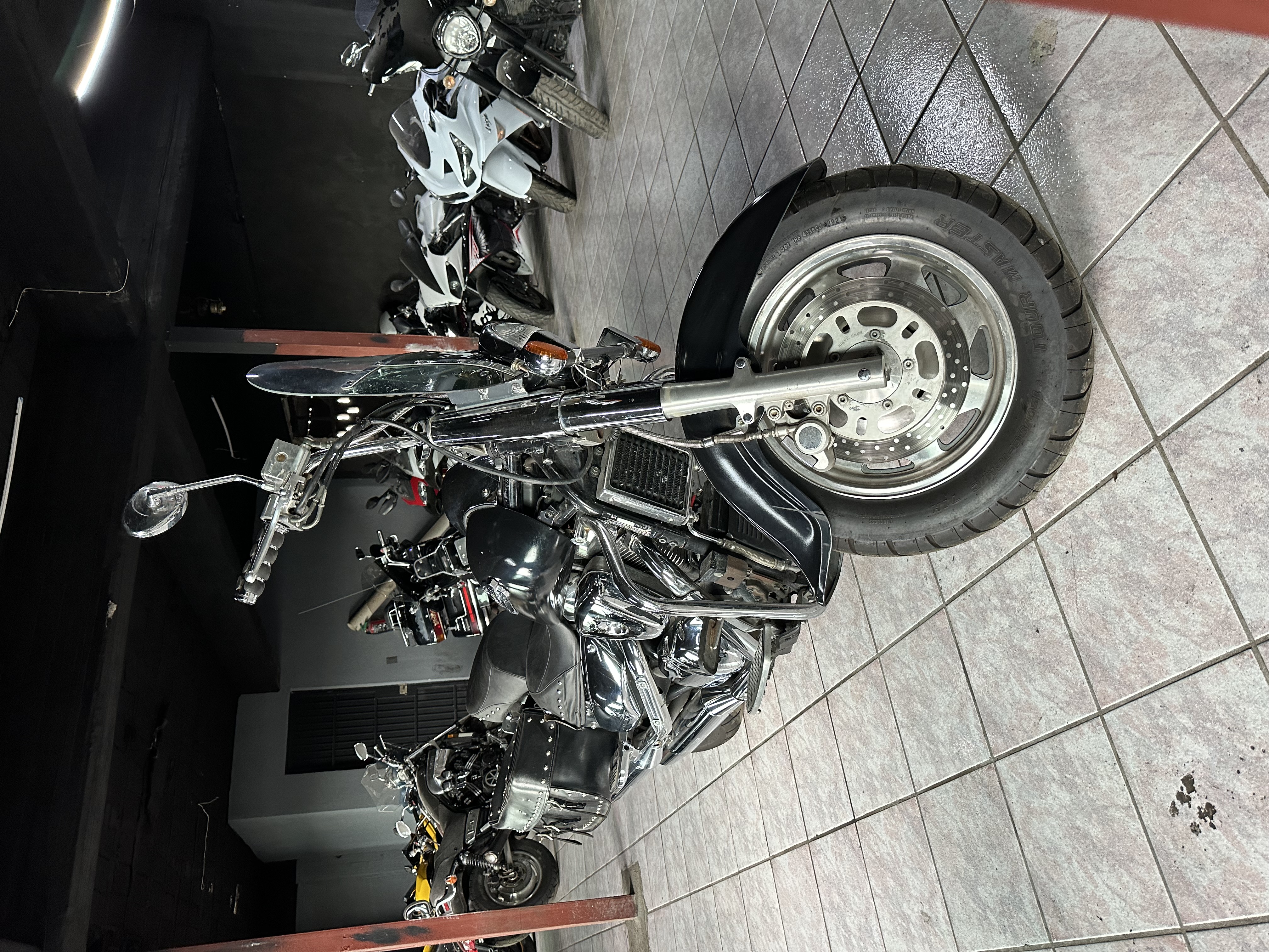 Product image for Intruder 1500 LC 1999