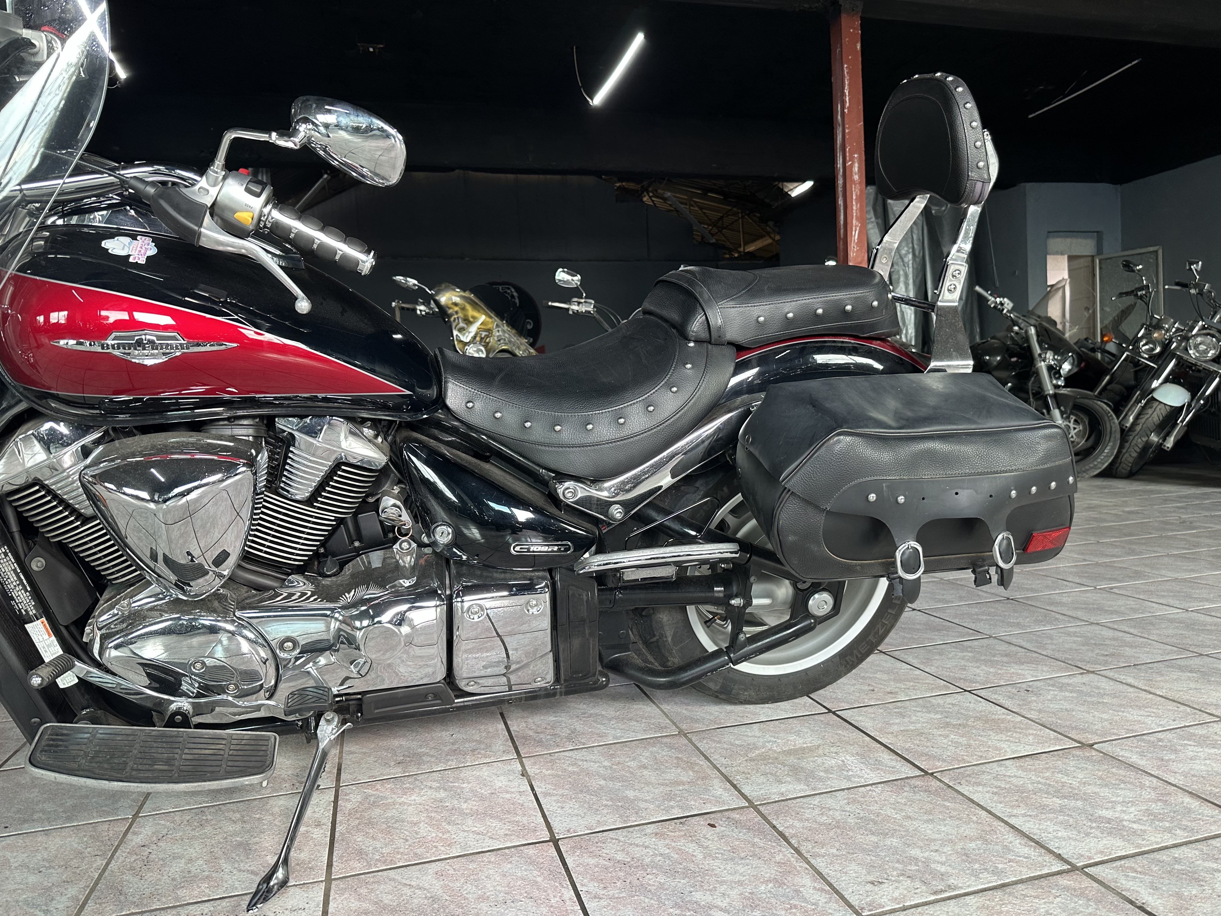 Product image for Boulevard 1800 C 109R 2009